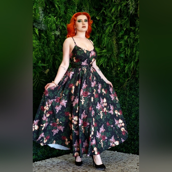 ISO ANY OF THESE IN SIZE 2X OR 3X PLEASE ๐ - Picture 7 of 7